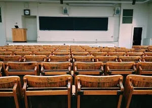 Nettoyage vitres d'une école ou université — entretien professionnel établissements scolaires Nice Alpes-Maritimes