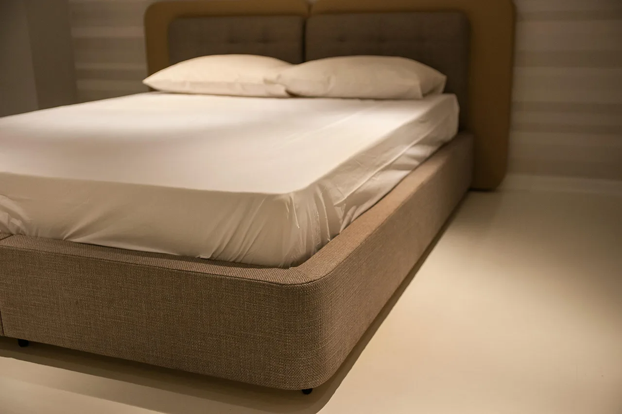 Nettoyage matelas élimination acariens bactéries — désinfection literie à domicile Nice Côte d'Azur OSMONET